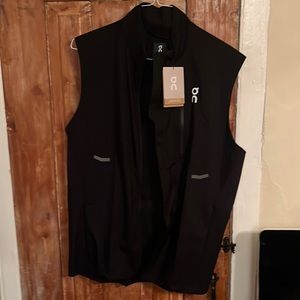 XXL On Running ‘ON’ Swiss Engineered Weather Vest